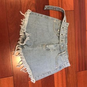 Waist 67cm, hip 90cm, length 28cm, thigh 56cm